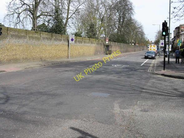 Photo 6"x4" Kew Road from Kew Gardens Road Brentford c2010