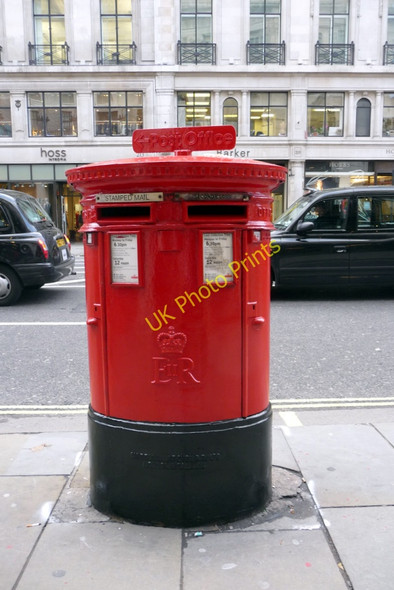 Photo 6"x4" Double Queen Elizabeth II Pillar Box, Regent Street, London W1 Westminster c2009