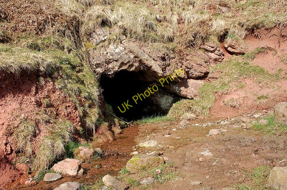 Photo 6"x4" Jenny Barry's Cave near Carlops Carlops c2010