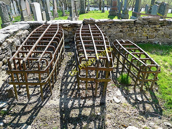 Photo 6"x4" Mortsafes in Logierait kirkyard Ballinluig\/NN9752 c2010