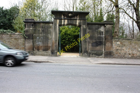 Photo 6"x4" An entrance to the General Cemetery in Sheffield Sheffield\/SK3587 c2010