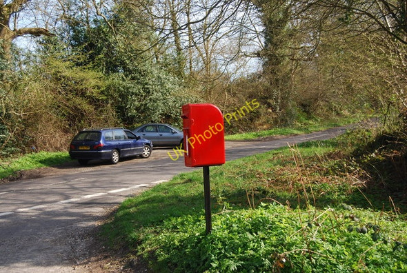 Photo 6"x4" Post box, junction of Spelmonden Rd and Lamberhurst Rd Hazel Street\/TQ6939 c2010