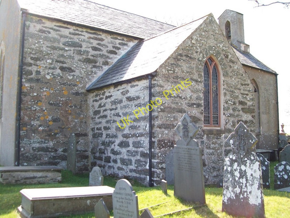 Photo 6"x4" The north side of Eglwys Ynyscynhaearn Criccieth c2010