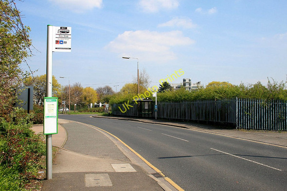 Photo 6"x4" Bus Stop on Lilac Grove Beeston\/SK5236 c2010