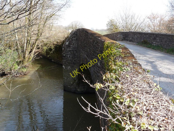 Photo 6"x4" Black Torrington Bridge as seen from downstream Black Torrington c2010