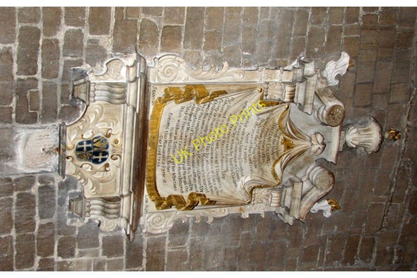 Photo 6"x4" The church of SS Peter and Paul in Wisbech - C18 memorial Wisbech c2010