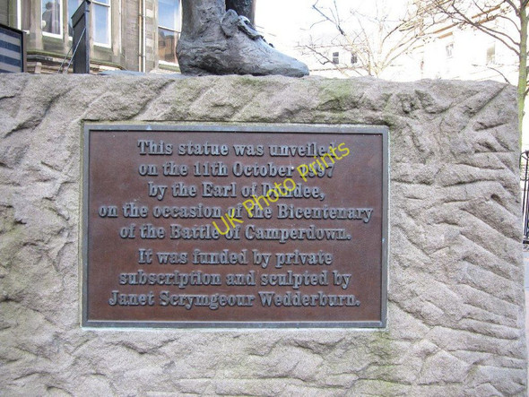 Photo 6"x4" Plaque on the statue Craigie\/NO4231 c2010