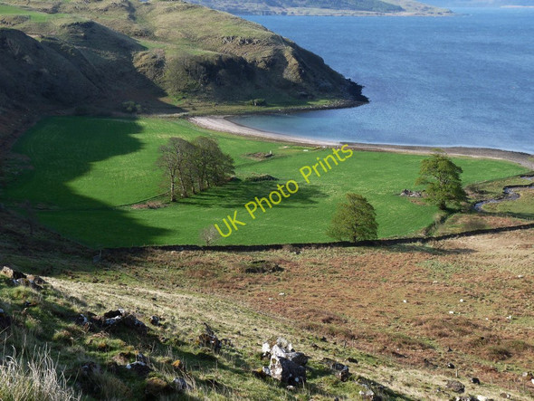 Photo 6"x4" Camas nan Geall Cladh Chiarain c2010