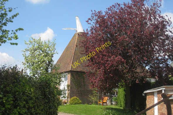 Photo 6"x4" Little Horden Oast, Husheath Hill, Goudhurst, Kent Curtisden Green c2010