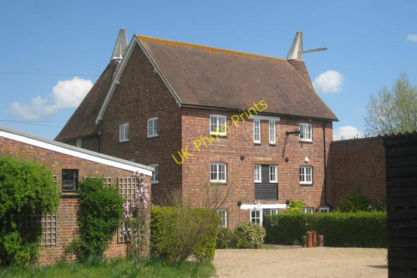 Photo 6"x4" The Kilns & Brook Oast, Combourne Farm, Jarvis Lane, Curtisden Green, Kent Curtisden Green c2010