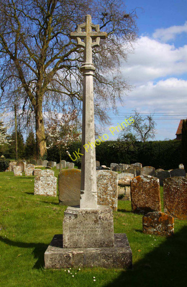 Photo 6"x4" Stadhampton War Memorial Brookhampton\/SU6098 c2010