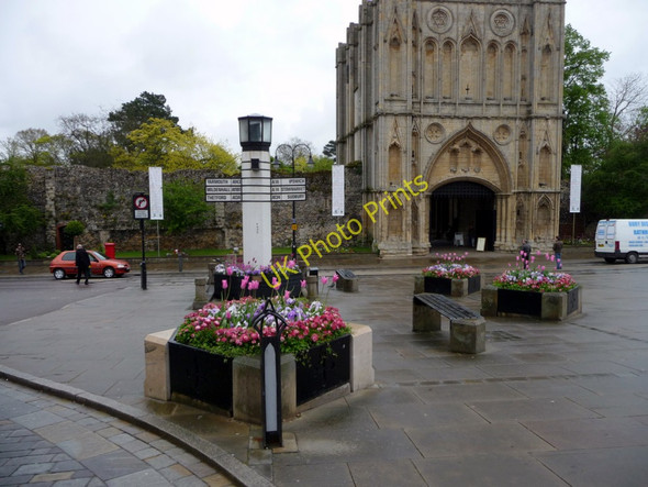 Photo 6"x4" Signpost, Bury St Edmunds, Suffolk Bury St Edmunds c2010