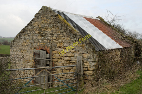 Photo 6"x4" Barn, Mill Lane Redworth c2011