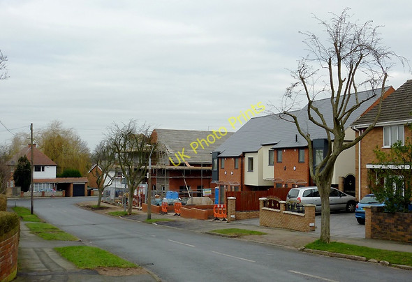 Photo 6"x4" New houses on Sandringham Road in Penn, Wolverhampton Wolverhampton c2011