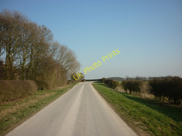 Photo 6"x4" The road to Tibthorpe, East Yorkshire Huggate c2011