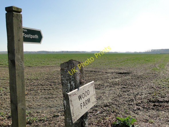 Photo 6"x4" Footpath sign at the entrance to Wood Farm Saxmundham c2011
