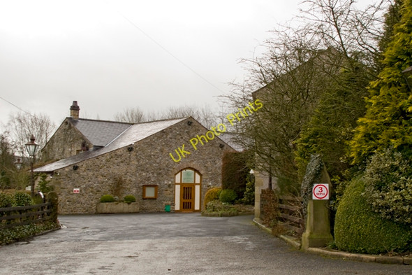 Photo 6"x4" Entrance to the Gibbon Bridge Hotel Chipping\/SD6243 c2011