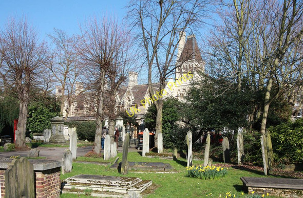 Photo 6"x4" All Saints, Fulham High Street - Churchyard Fulham c2011