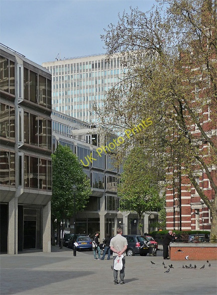 Photo 6"x4" Piazza, Victoria Street Westminster c2010