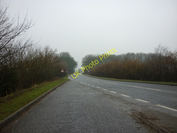 Photo 6"x4" The A1035 south towards Beverley, at White Cross Routh c2011