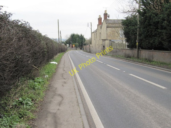 Photo 6"x4" View past the Milepost Glastonbury c2011