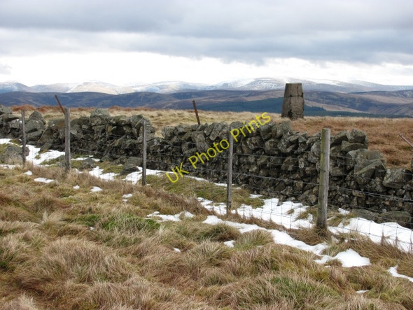 Photo 6"x4" Summit, Tewsgill Hill Midlock c2011