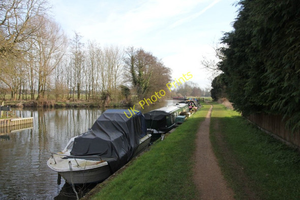 Photo 6"x4" Boat at the Bank Ufton Green c2011