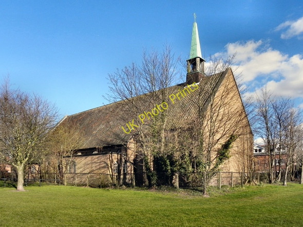 Photo 6"x4" Sacred Heart Roman Catholic Church, Cadishead Irlam c2011 P1