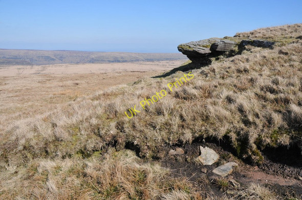 Photo 6"x4" Rock outcrop Pen y Gadair Fawr c2011