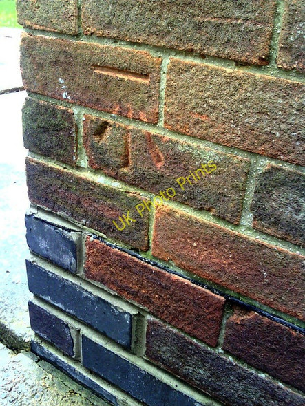 Photo 6"x4" Benchmark on #97 Windsor Road Swindon\/SU1685 c2011