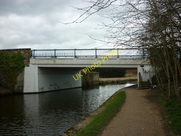 Photo 6"x4" Leeds and Liverpool Canal Bridge #96B Blackburn\/SD6827 c2011