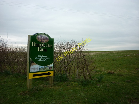 Photo 6"x4" The sign for Humble Bee Farm Flixton\/TA0379 c2011