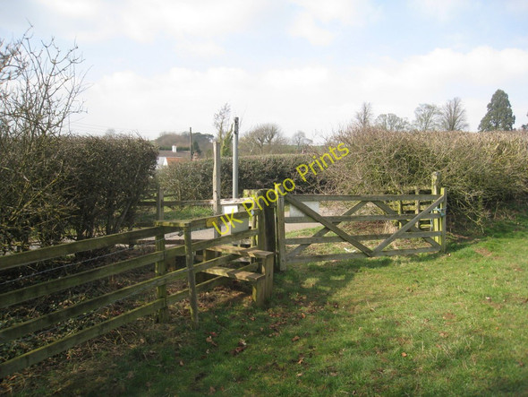 Photo 6"x4" Stile by the road into Gayton le Wold Burgh on Bain c2011