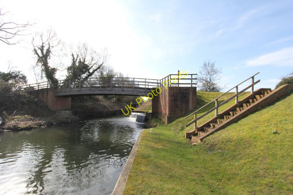 Photo 6"x4" Steps up the bank Ufton Green c2011