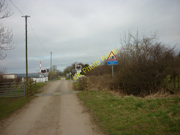 Photo 6"x4" The level crossing on East Heslerton Lane East Heslerton c2011