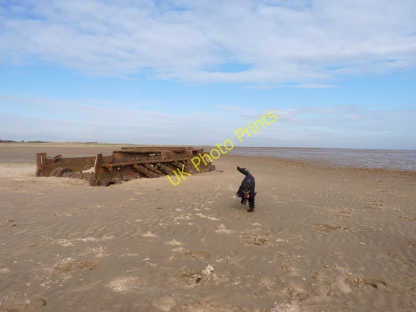 Photo 6"x4" Remains of a tank sinking into the sand Rimac c2011