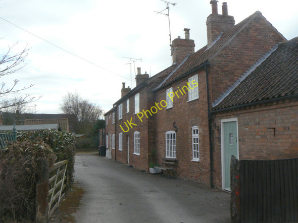 Photo 6"x4" Cottages off Main Street Woodborough\/SK6347 c2011