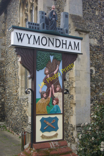 Photo 6"x4" Wymondham town sign Wymondham\/TG1101 c2011