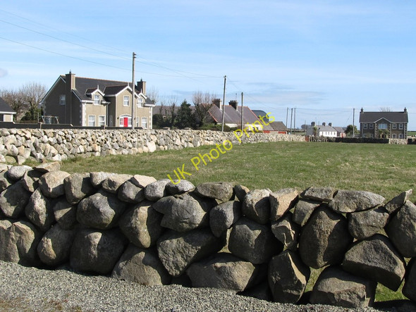 Photo 6"x4" Houses east of the Ballinran Road Ballymartin c2011