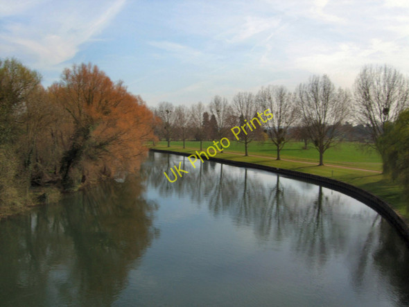Photo 6"x4" River Thames from Victoria Bridge, Windsor Eton c2011
