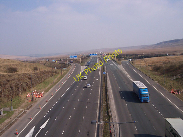 Photo 6"x4" M62 viewed eastbound from the Pennine Way footbridge Rakewood c2011