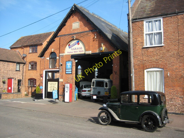 Photo 6"x4" Shipps Garage, Upton-upon-Severn Upton upon Severn c2011
