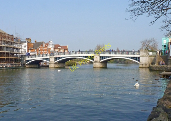 Photo 6"x4" Windsor Bridge Eton c2011
