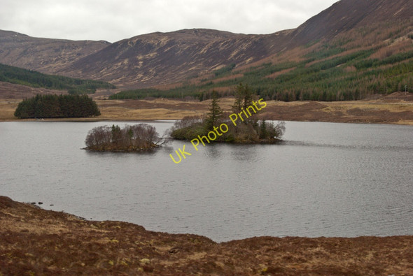 Photo 6"x4" Islands in Loch Sgamhain Loch Sgamhain c2011