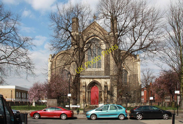 Photo 6"x4" Holy Trinity, Morgan Street Bow\/TQ3682 c2011