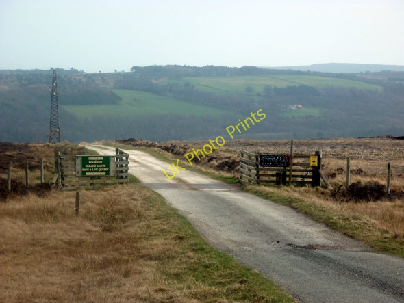 Photo 6"x4" The way to High and Low Quebec Farms Sleights\/NZ8607 c2011