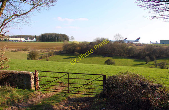 Photo 6"x4" Gate to the field Rodmarton c2011