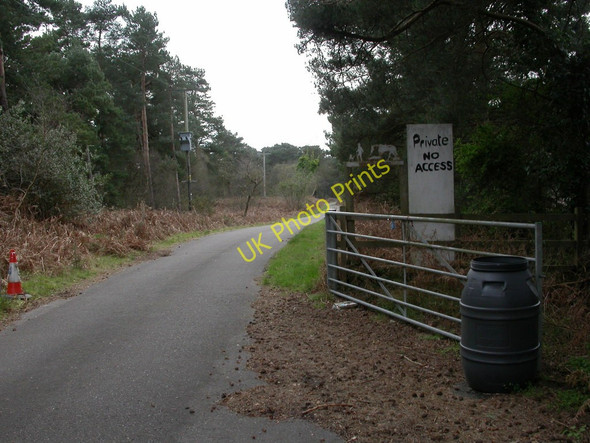 Photo 6"x4" Matchams, farm entrance Bisterne c2011