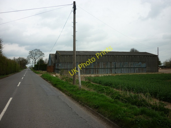Photo 6"x4" Farm buildings on Crow Tree Bank (road) Hatfield Chase c2011