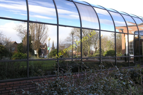 Photo 6"x4" Long Eaton in reflection Long Eaton c2008